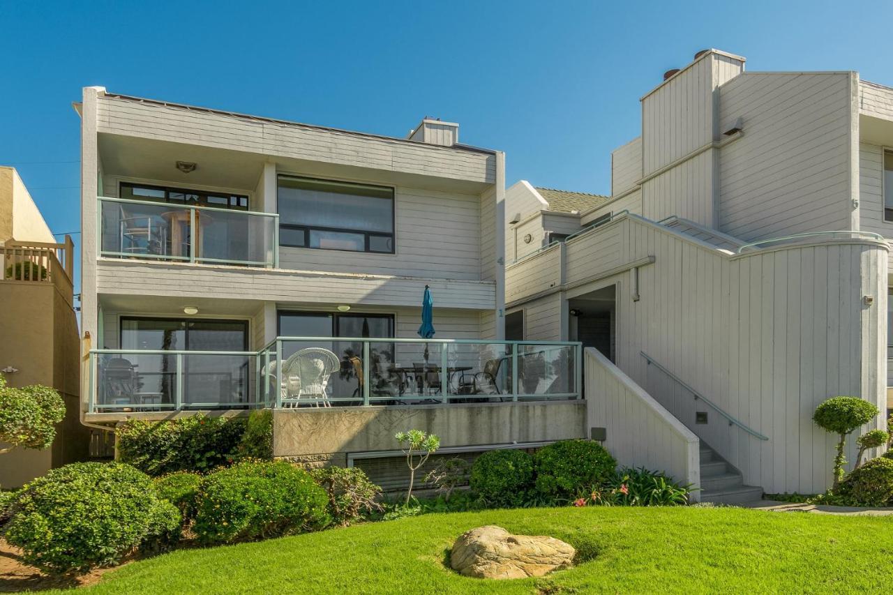 Ocean View With Large Balcony, Air Conditioned Oceanside Exterior photo
